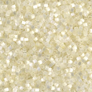 Delica Beads 1.6mm (#672) - 50g